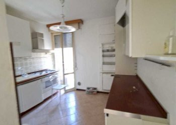 WhatsApp Image 2025-09-20 at 12.09.18 (3).jpeg - Quadrilocale Medesano - foto 13