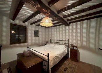 WhatsApp Image 2025-09-19 at 15.43.17 (7).jpeg - Porzione di casa Varano de' Melegari - foto 24