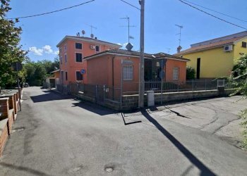 WhatsApp Image 2025-09-16 at 12.22.23 (3) - Copia. - Villa Medesano - foto 8