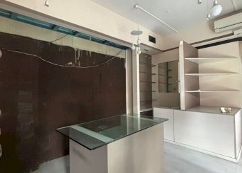 WhatsApp Image 2025-09-12 at 11.08.21 (1).jpeg - Locale Commerciale Fornovo di Taro - foto 2