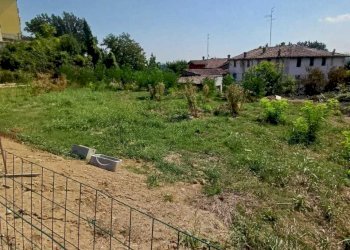 WhatsApp Image 2025-08-26 at 11.30.01.jpeg - Terreno edificabile Medesano - foto 12