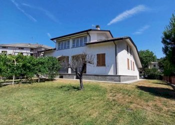 WhatsApp Image 2025-07-03 at 12.19.24.jpeg - Independent house Varano de' Melegari - photo 2