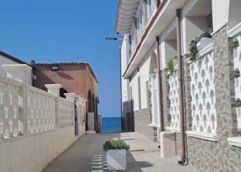 WhatsApp Image 2025-06-10 at 15.19.39 (1).jpeg - Porzione di casa Foggia - foto 1