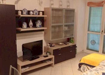 WhatsApp Image 2025-06-10 at 16.38.51 (4).jpeg - Quadrilocale Massa - foto 4