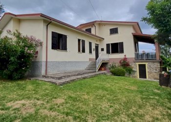 WhatsApp Image 2025-06-09 at 16.09.18 (1).jpeg - Villa Valmozzola - foto 2