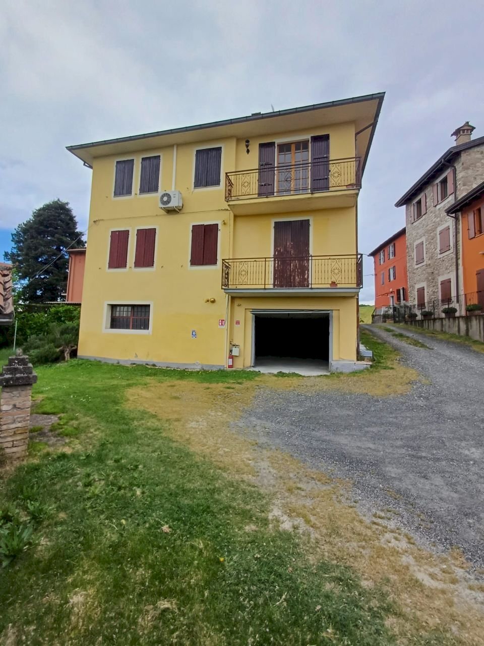 WhatsApp Image 2025-05-06 at 11.59.08 (4).jpeg - Porzione di casa Fornovo di Taro - foto 3