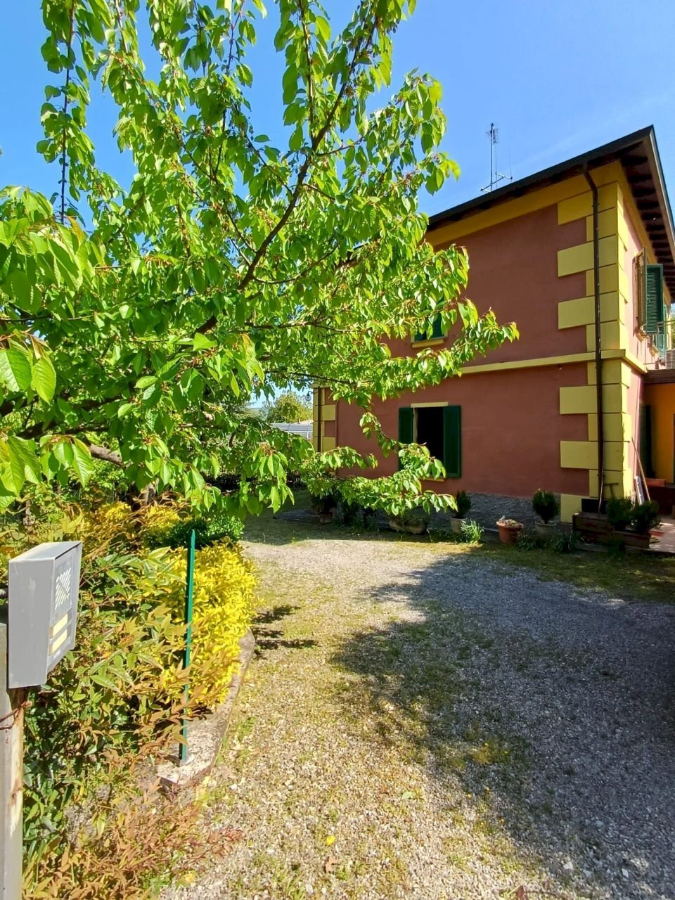 WhatsApp Image 2025-04-28 at 17.23.48.jpeg - Villa Fornovo di Taro - foto 2