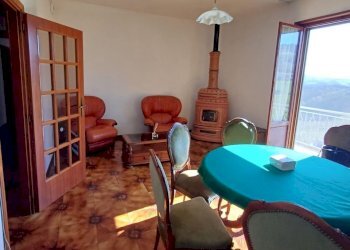 WhatsApp Image 2025-04-01 at 15.43.58 (2).jpeg - Appartamento Fornovo di Taro - foto 3