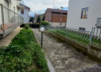 WhatsApp Image 2025-03-17 at 11.01.23 (1).jpeg - Appartamento Medesano - foto 2