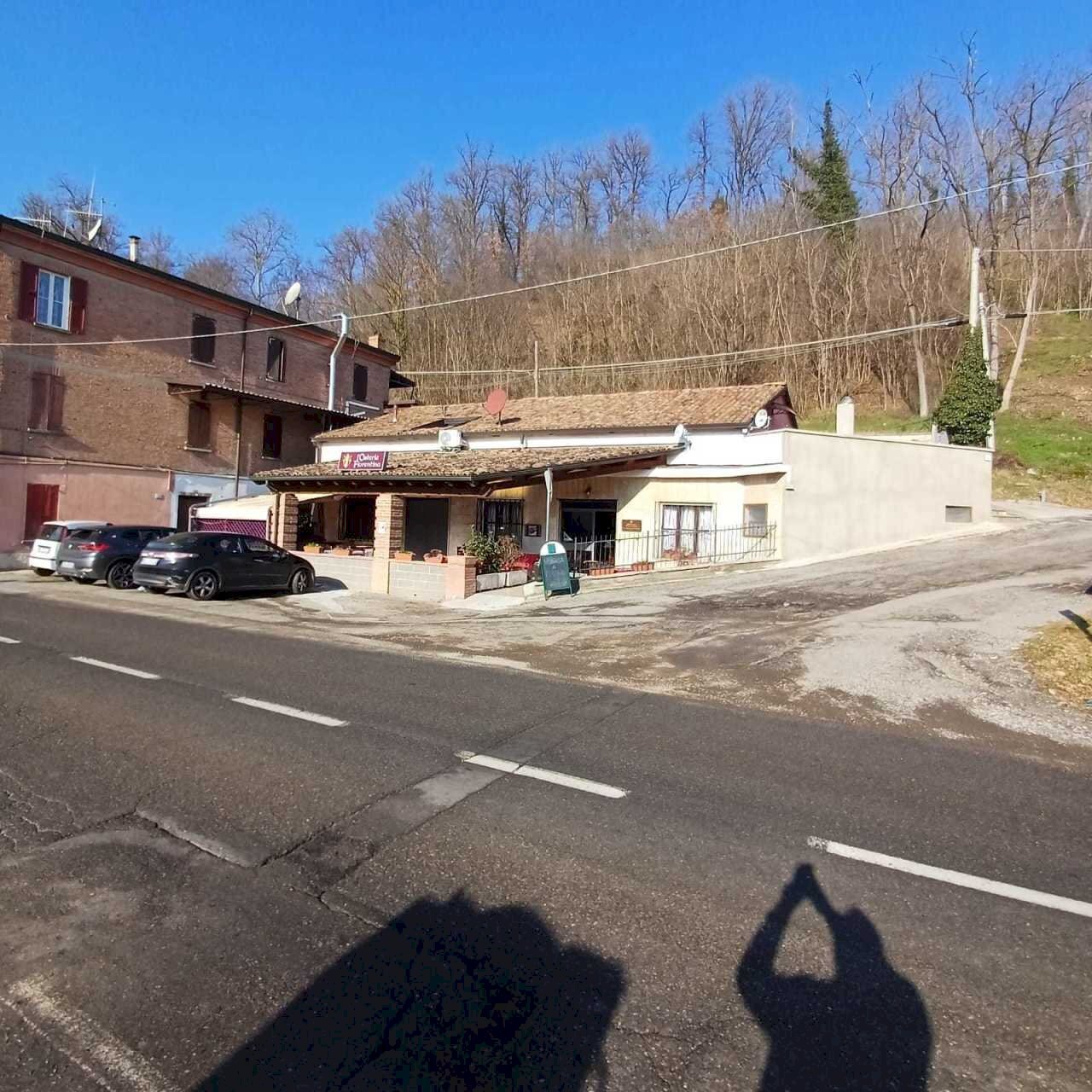 WhatsApp Image 2024-01-25 at 11.32.55.jpeg - Commercial Premises Fornovo di Taro - photo 3