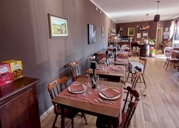 WhatsApp Image 2024-01-25 at 11.32.57.jpeg - Locale Commerciale Fornovo di Taro - foto 11