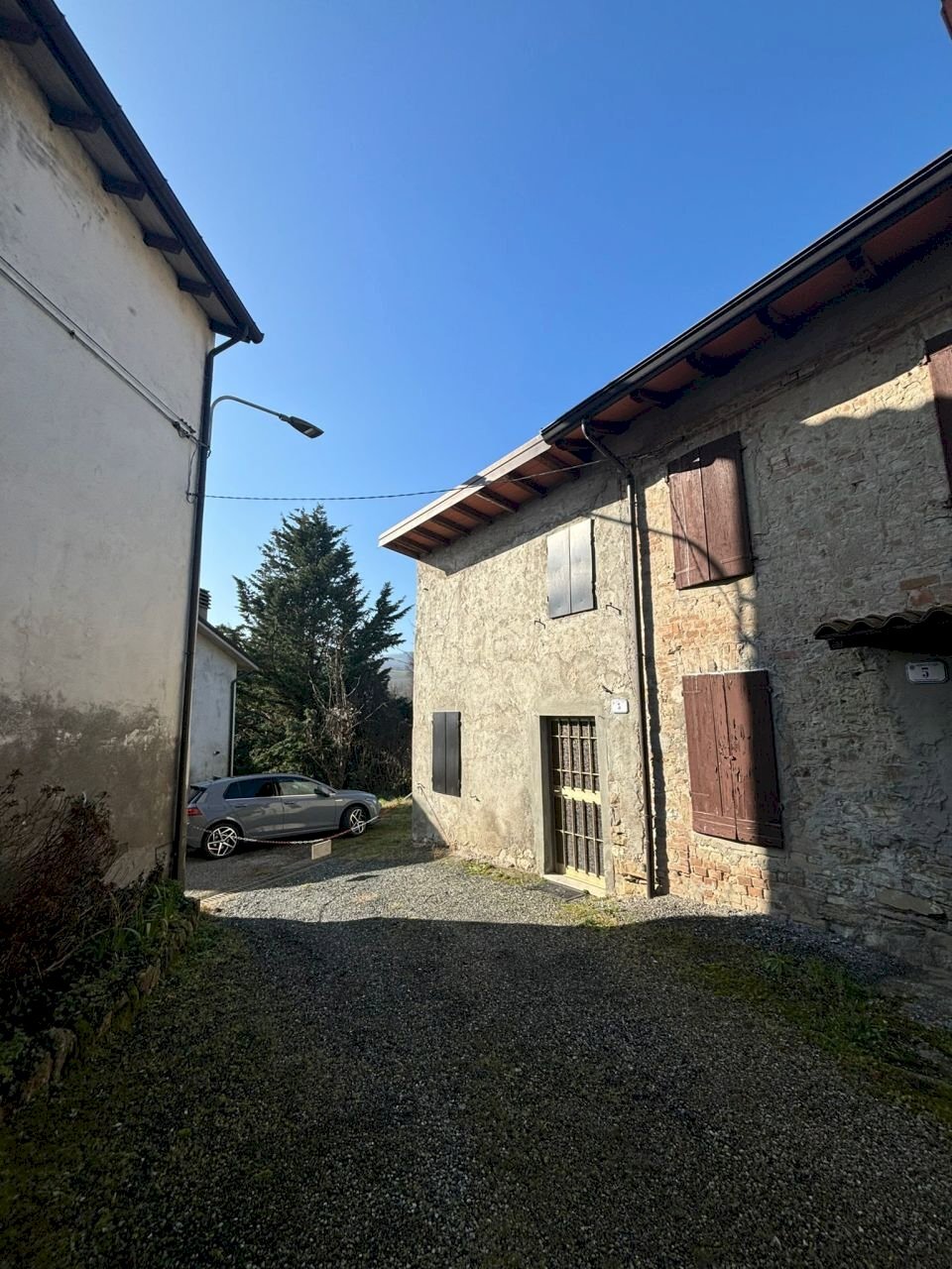 WhatsApp Image 2025-02-07 at 12.18.41 (2).jpeg - Villa Fornovo di Taro - foto 3