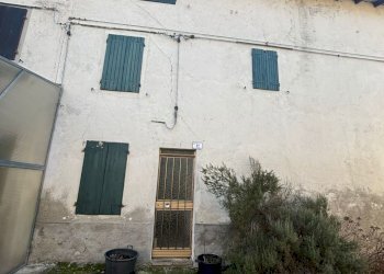 WhatsApp Image 2025-02-07 at 12.18.41 (1).jpeg - Villa Fornovo di Taro - foto 2