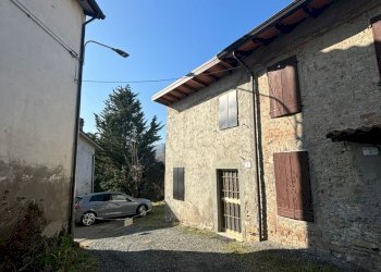 WhatsApp Image 2025-02-07 at 12.18.41 (2).jpeg - Villa Fornovo di Taro - foto 3