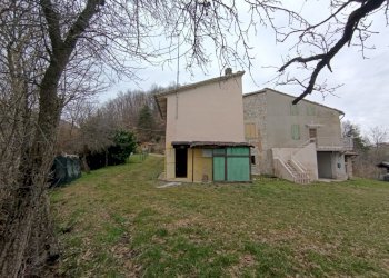 WhatsApp Image 2025-02-03 at 16.09.38 (6).jpeg - Porzione di casa Varano de' Melegari - foto 1