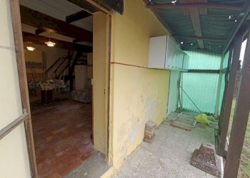 WhatsApp Image 2025-02-03 at 16.09.38 (7).jpeg - Porzione di casa Varano de' Melegari - foto 3