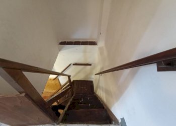 WhatsApp Image 2025-02-03 at 16.09.37 (3).jpeg - Porzione di casa Varano de' Melegari - foto 6