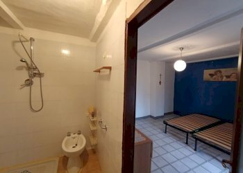 WhatsApp Image 2025-02-03 at 16.09.38 (2).jpeg - Porzione di casa Varano de' Melegari - foto 9