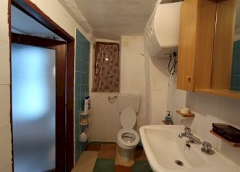 WhatsApp Image 2025-02-03 at 16.09.38 (5).jpeg - Porzione di casa Varano de' Melegari - foto 13