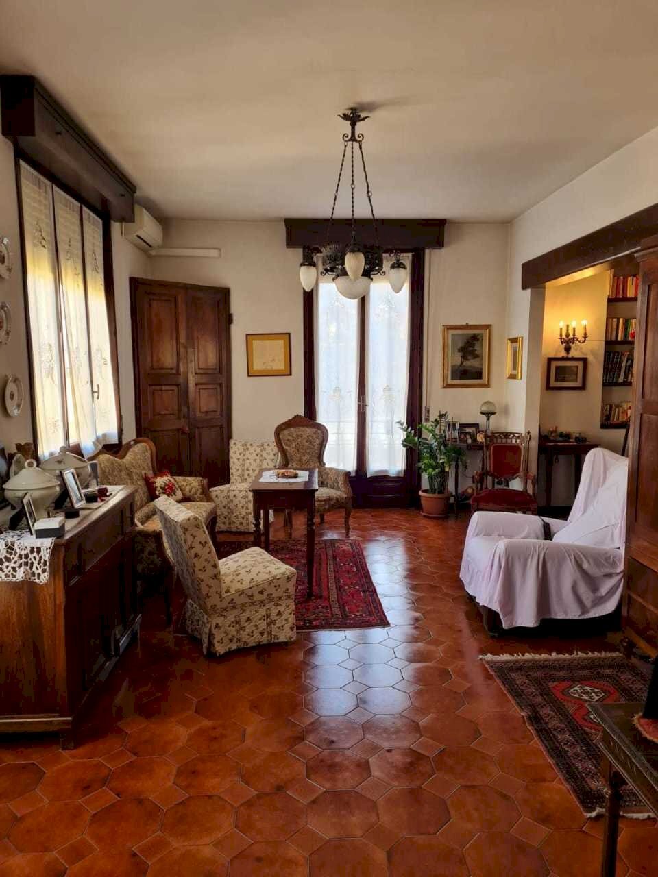 WhatsApp Image 2022-04-27 at 16.32.30.jpeg - Quadrilocale Fornovo di Taro - foto 3