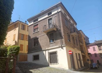 WhatsApp Image 2022-04-29 at 12.25.48.jpeg - Quadrilocale Fornovo di Taro - foto 1