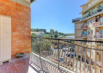 BALCONE - Bilocale Via del Forte Bravetta 186, Roma - foto 16