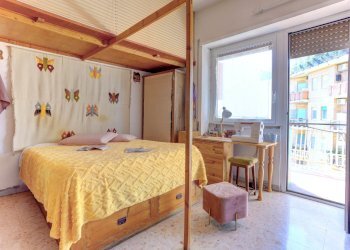 camera da letto - Bilocale Via del Forte Bravetta 186, Roma - foto 18