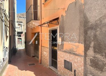 IMG_7539 - dimensioni grandi (1).jpeg - Appartamento Adrano - foto 27