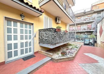 IMG_7406 - dimensioni grandi (1).jpeg - Quadrilocale Aci Castello - foto 1