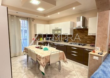 IMG_7378 - dimensioni grandi (1).jpeg - Quadrilocale Aci Castello - foto 5