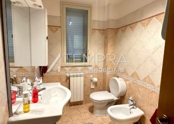 IMG_7383 - dimensioni grandi (1).jpeg - Quadrilocale Aci Castello - foto 10