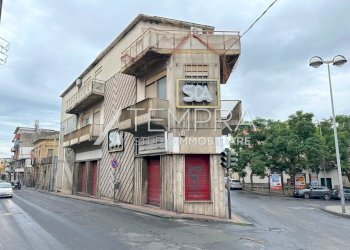 IMG_4898 - dimensioni grandi.jpeg - Commercial Premises Adrano - photo 6