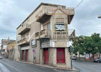 IMG_4899 - dimensioni grandi.jpeg - Commercial Premises Adrano - photo 7