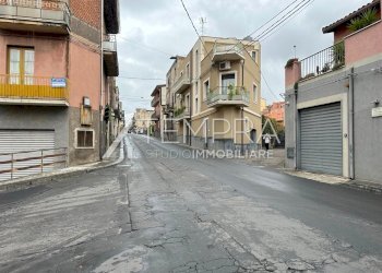 IMG_4903 - dimensioni grandi.jpeg - Commercial Premises Adrano - photo 10