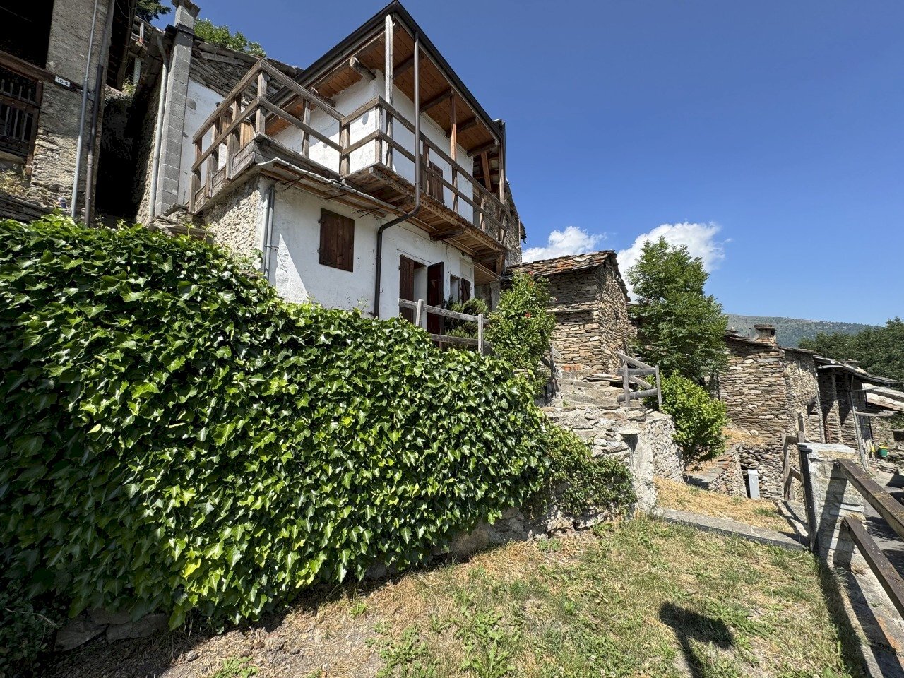 IMG_2775.jpg - Baita Frazione Borgo, Crissolo - foto 3