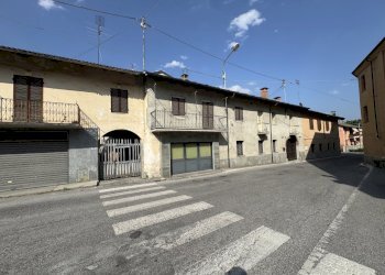 IMG_2545.jpg - Bilocale Via Nazionale 25, Paesana - foto 2