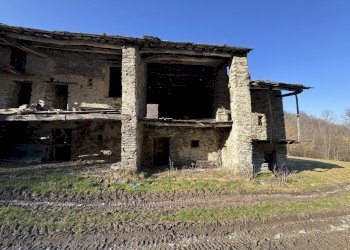 IMG_0581.JPG - Porzione di casa Borgata Borghini, Paesana - foto 9