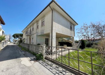 IMG_1244.JPG - Villa Trifamiliare Via Messina 7, Tortoreto - foto 30