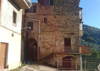 IMG_20241129_110430_618.jpg - Portion of a house Via Ughetto 18, Ventimiglia - photo 4