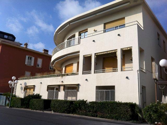 IMG-20241207-WA0013.jpg - Quadrilocale Lungomare Argentina 10, Bordighera - foto 1