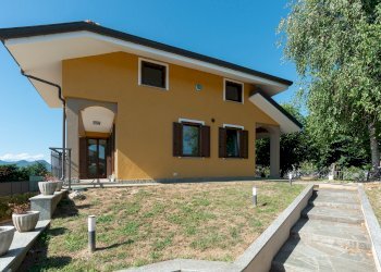 Villa Via Valdo Fusi 77, Airasca - photo 1