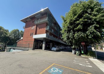 Three-room apartment Via Pinerolo 41, Piossasco - photo 2