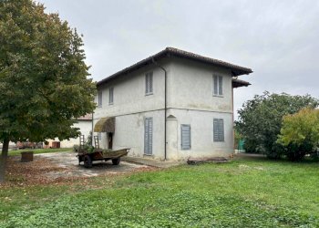 Casa indipendente Isola d'Asti - foto 5