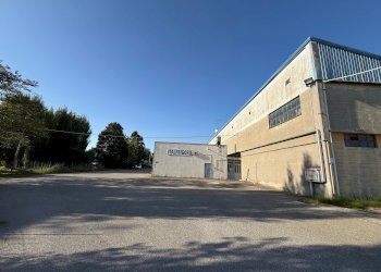 Capannone via Bentivogli, 119, Molinella - foto 2