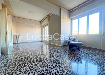 Appartamento Lucca (zona Sant'Anna) - foto 2