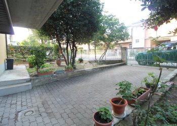 Villa a Schiera Via dei Tigli, Bagnolo in Piano - foto 35