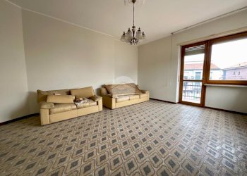 Quadrilocale Via luigi ronco, Leini - foto 3