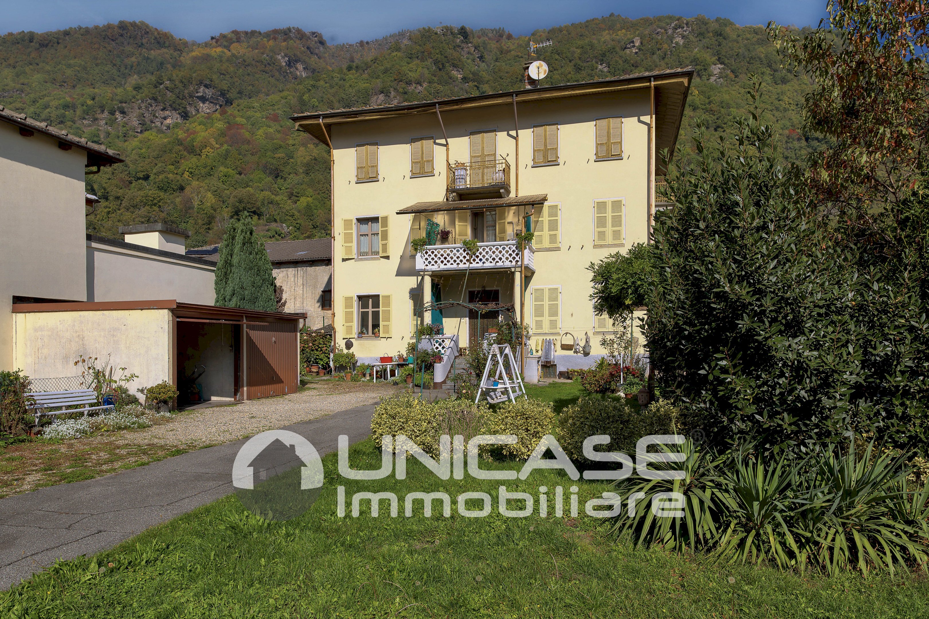 Facciata - Appartamento in Villa via Maestra, 66, Bobbio Pellice - foto 1
