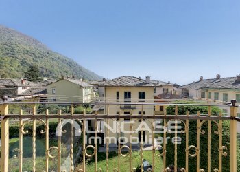 Facciata - Appartamento in Villa via Maestra, 66, Bobbio Pellice - foto 6