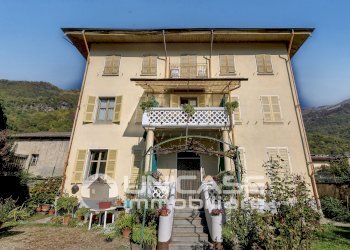 Facciata - Appartamento in Villa via Maestra, 66, Bobbio Pellice - foto 5